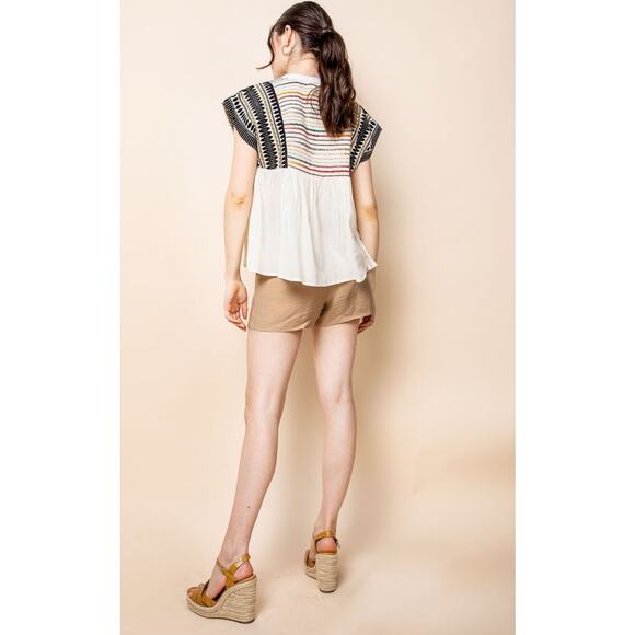 Tribal Jeans Boho Embroidered Top with Tassels NWOT Size M - Picture 2 of 12